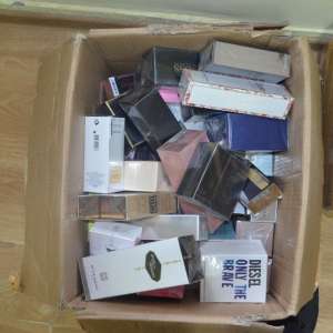 Parfumuri cu esenţă de dosar penal