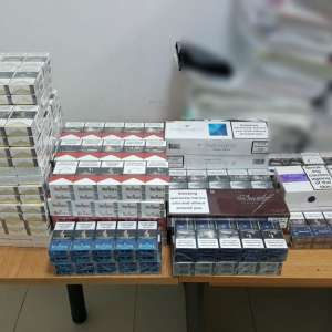 Ţigarete de contrabandă cu destinaţia Paris, descoperite la Stânca