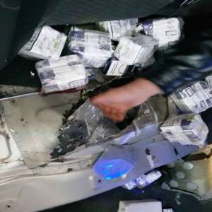 Bunuri de contrabandă, descoperite de polițiștii de frontiera de est