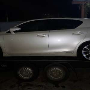 Autoturism căutat de autorități, descoperit de polițiștii de frontieră