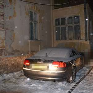 Peste 15.000 de pachete cu țigări descoperite de poliţiştii de frontieră