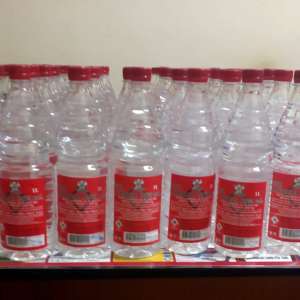 77 de sticle cu alcool etilic ascunse într-un autoturism, descoperite de poliţiştii de frontieră