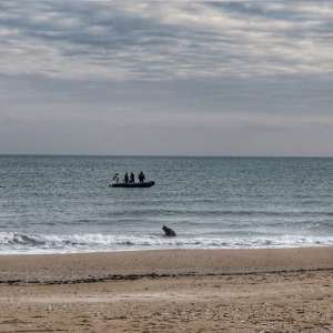 Sistem de ultimă generaţie de detectare a ambarcaţiunilor, persoanelor aflate în apă şi dronelor de mici dimensiuni, testat la Marea Neagră
