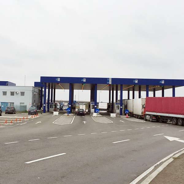 Cetăţean camerunez, depistat cu document francez la P.T.F. Calafat