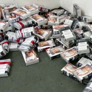 Textile, încălțăminte și parfumuri, susceptibile a fi contrafăcute, confiscate de polițiștii de frontieră giurgiuveni