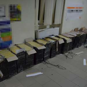 10.000 pachete cu țigări, confiscate la frontiera de nord