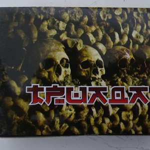 Peste 25.000 de materiale pirotehnice,fără documente legale, descoperite la P.T.F. Giurgiu