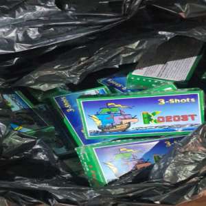 Peste 25.000 de materiale pirotehnice,fără documente legale, descoperite la P.T.F. Giurgiu