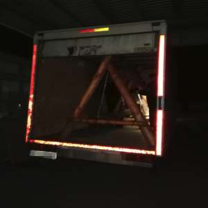 Un român a încercat să scoată ilegal din ţară cinci cetăţeni turci ascunși într-o autoutilitară