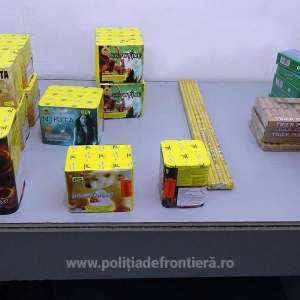Materiale pirotehnice, fără documente legale, descoperite în P.T.F. Giurgiu