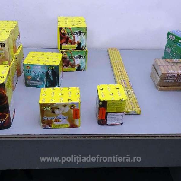 Materiale pirotehnice, fără documente legale, descoperite în P.T.F. Giurgiu