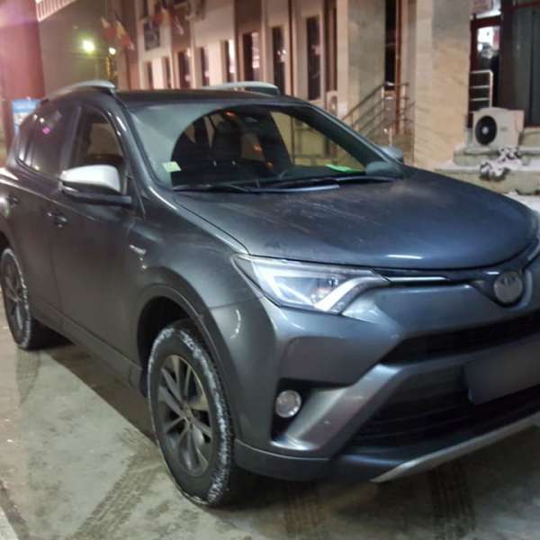 Autoturism în valoare de peste 125.000 de lei, căutat de autorităţi, descoperit în P.T.F. Sculeni