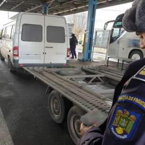 Fără documente valabile, la volan