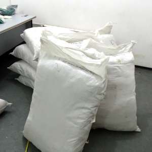 1.620 plase  pentru pescuit, tip monofilament, descoperite ascunse la P.T.F. Giurgiu