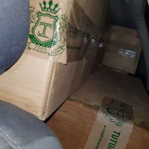 Peste 10.000 de pachete cu ţigări confiscate la frontiera de est