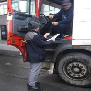 Document fals descoperit la controlul de frontieră