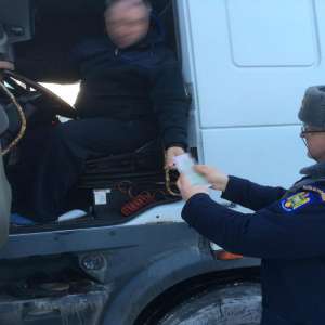 Autocamioane radiate din circulație de autoritățile belgiene, descoperite în Albiţa