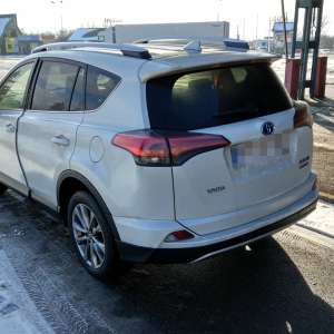 Autoturism căutat în Italia, depistat de poliţiştii de frontieră de la P.T.F Borș