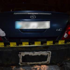 Ţigarete de contrabandă ascunse şi transportate în componentele unei maşini