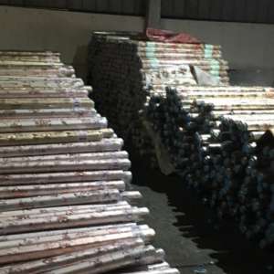 Bunuri contrafăcute în valoare de peste 180.000 lei, confiscate în Portul Constanţa