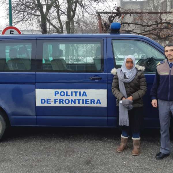 Somaleză cu document german ce aparţinea altei persoane, depistată de poliţiştii de frontieră din P.T.F Nădlac II