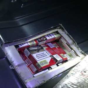 4.600 de ţigarete, descoperite în rezervorul unui autoturism