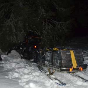 Ţigări de contrabandă, transportate cu snowmobilul