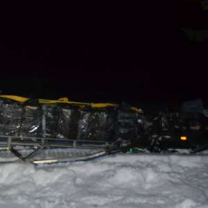 Ţigări de contrabandă, transportate cu snowmobilul
