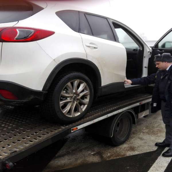 Mazda CX-5 furată din Italia, descoperită la controlul de frontieră