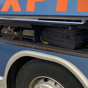 12 kilograme de canabis descoperite de poliţiştii de frontieră de la P.T.F. Giurgiu, în bagajele unui cetăţean grec