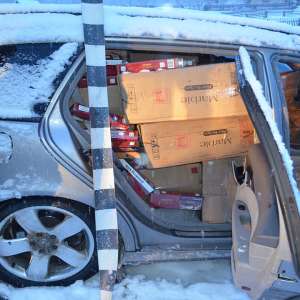 Peste 42.300 de pachete cu țigări de contrabandă, confiscate la frontiera de nord