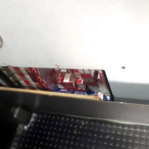 Autocar antifonat cu țigări din duty-free