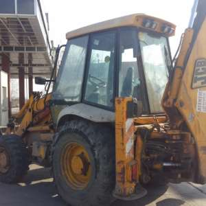 Buldoexcavator neînmatriculat, descoperit în Punctul de Trecere a Frontierei Zona Liberă Galați