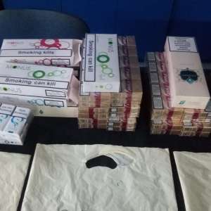 Marinari depistați cu ţigări de contrabandă în cabina navei pe care erau îmbarcaţi