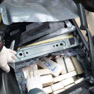 Doi olandezi, depistati în P.T.F. Sighetu Marmaţiei cu 84 de kilograme de heroină