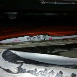 Ţigarete de contrabandă ascunse în locuri special amenajate, descoperite la frontiera de est