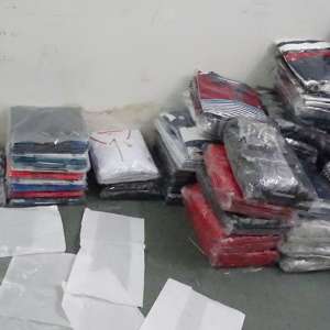 Textile și parfumuri, susceptibile a fi contrafăcute,  descoperite de polițiștii de frontieră giurgiuveni