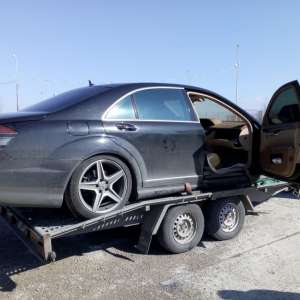 Armă de foc descoperită în torpedoul unui autoturism tractat
