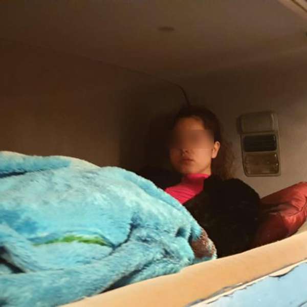 Femeie ascunsă în cabina unui autocamion, depistată la P.T.F. Giurgiu