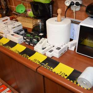 Parfumuri susceptibile a fi contrafăcute, confiscate de poliţiştii de frontieră gălăţeni şi brăileni