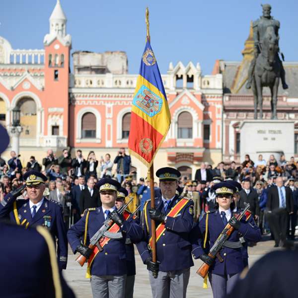 O nouă serie de elevi a depus jurământul militar la Şcoala Avram Iancu Oradea