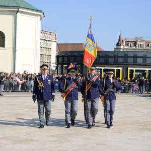 O nouă serie de elevi a depus jurământul militar la Şcoala Avram Iancu Oradea  