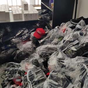 Bunuri, în valoare de 264.550 lei, susceptibile a fi contrafăcute,  confiscate de polițiștii de frontieră giurgiuveni