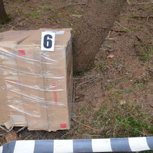 Peste 20.600 pachete cu țigări,confiscate la graniţa cu Ucraina