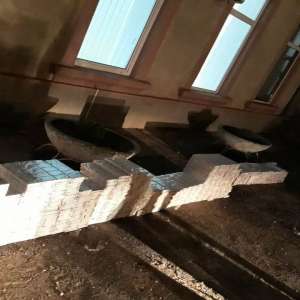 Doi bărbaţi cercetați pentru contrabandă și peste 61.000 de pachete cu țigări, confiscate la graniţa cu Ucraina