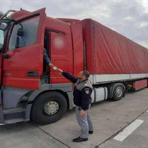 Documente false descoperite la controlul de frontieră