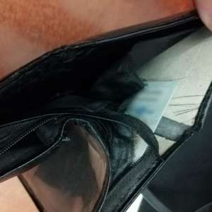 Cărţi de identitate false descoperite de poliţiştii de frontieră