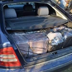 Un maramureșean cercetat pentru contrabandă  și 8.480 pachete țigări confiscate