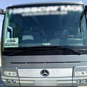 Carte de identitate falsă descoperită în torpedoul unui autocar