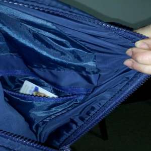 Carte de identitate falsă, descoperită la controlul de frontieră